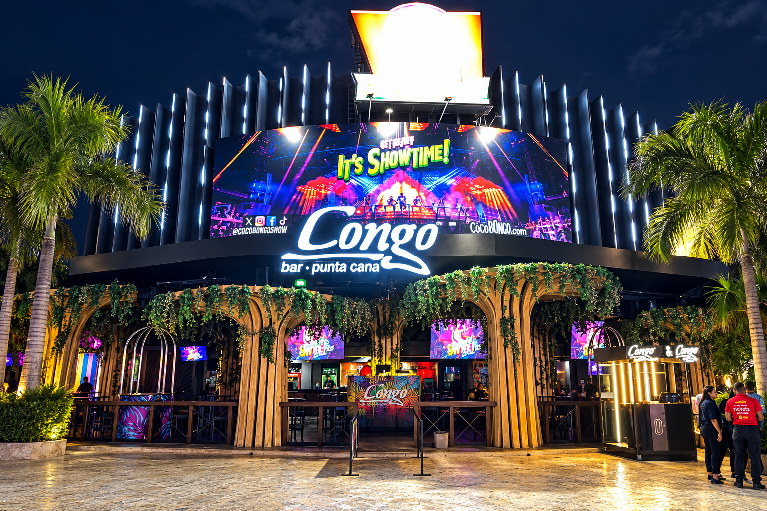Coco Bongo - Front Row